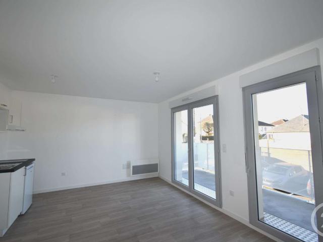 Location appartement 2 pièces Laval 53