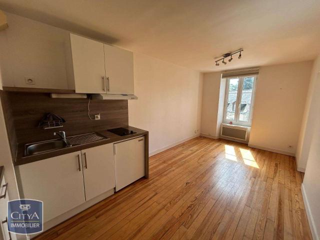 Location appartement 2 pièces Laval 53