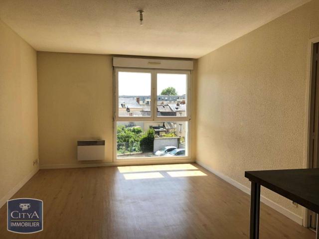 Location appartement 2 pièces Laval 53