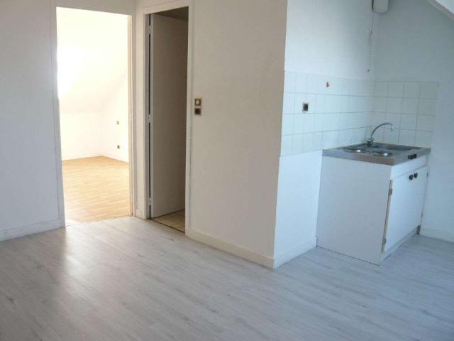 Location appartement 2 pièces Laval 53