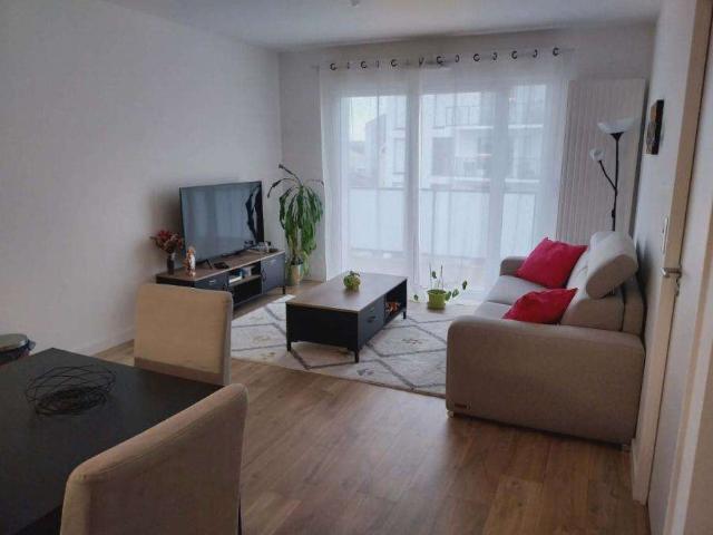 Location appartement 2 pièces Laval 53