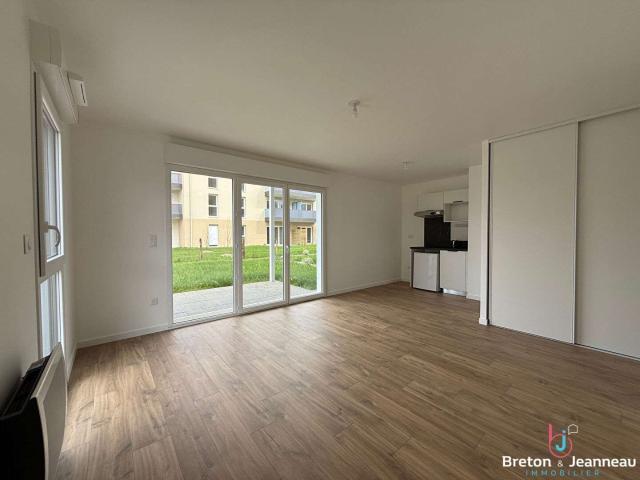 Location appartement 2 pièces Laval 53