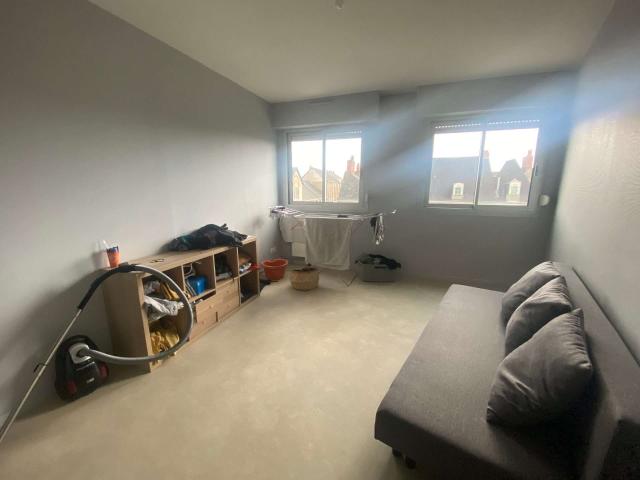 Location appartement 2 pièces Laval Les Fourches 53