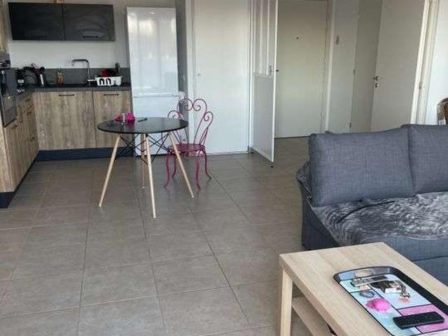 Location appartement 2 pièces Marignane 13