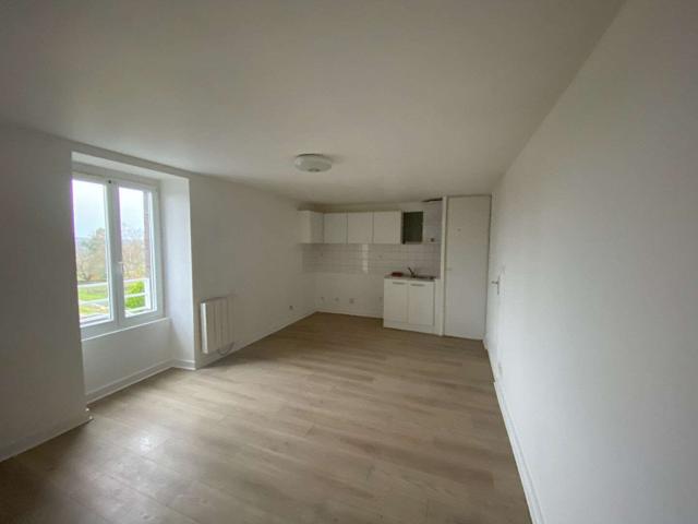 Location appartement 2 pièces Meillac 35
