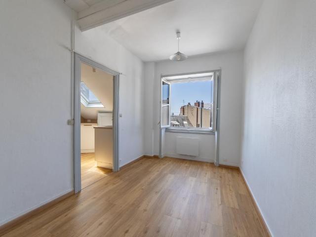 Location Appartement 2 pièces Meublé 19m² NANTES 44000
