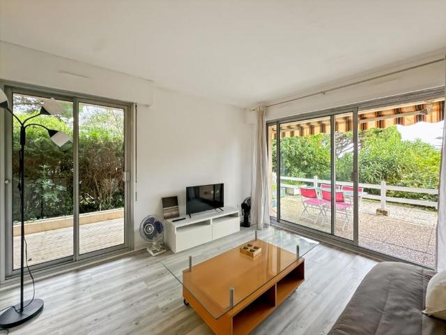 Location Appartement 2 pièces Meublé 27m² ANTIBES 06600