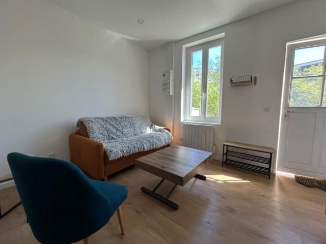 Location Appartement 2 pièces Meublé 28m² LYON 8ème