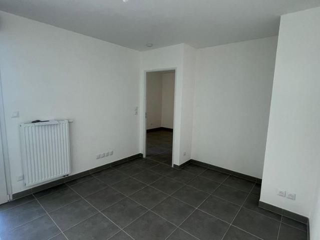 Location Appartement 2 pièces Meublé 36m² LA SEYNE SUR MER 83500