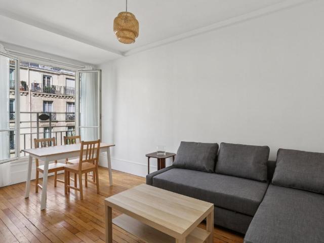 Location Appartement 2 pièces Meublé 38m² PARIS 15ème