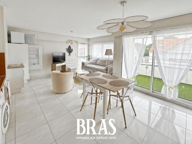 Location Appartement 2 pièces Meublé 40m² PORNICHET 44380