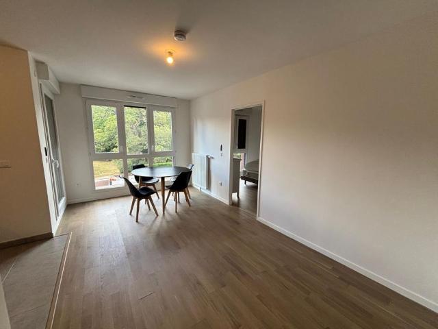 Location Appartement 2 pièces Meublé 42m² CHEVILLY LARUE 94550