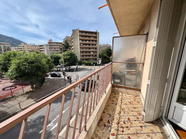 Location Appartement 2 pièces Meublé 43m² NICE 06000