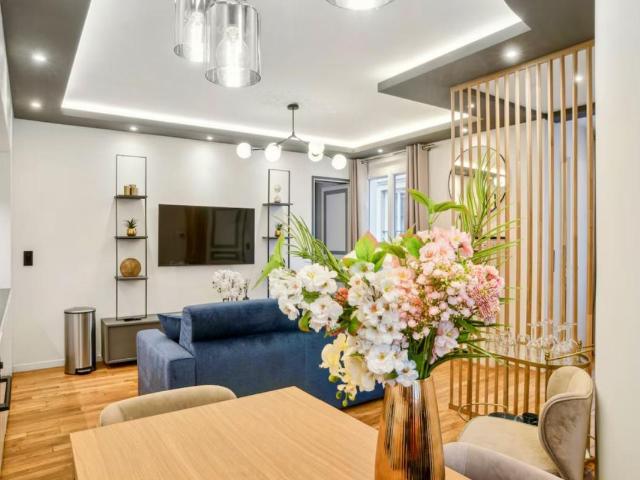 Location Appartement 2 pièces Meublé 44m² PARIS 15ème