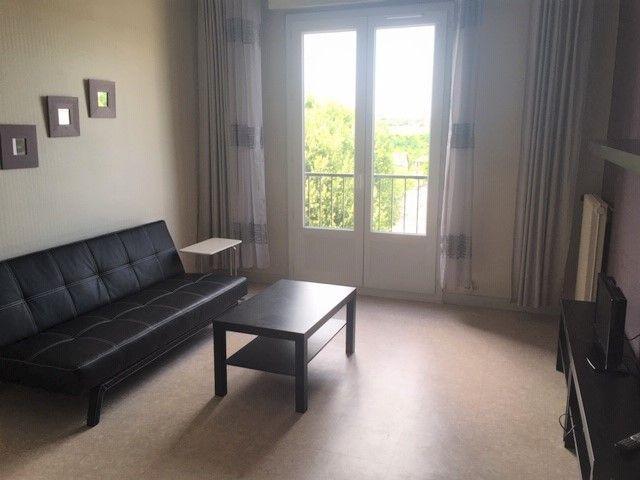 Location Appartement 2 pièces Meublé 45m² BLOIS 41000