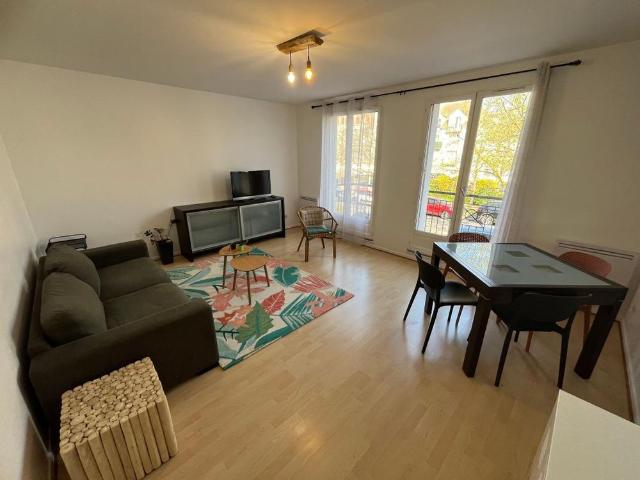 Location Appartement 2 pièces Meublé 45m² THIAIS 94320