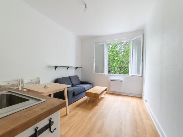 Location Appartement 2 pièces Meublé 46m² NANTES 44000