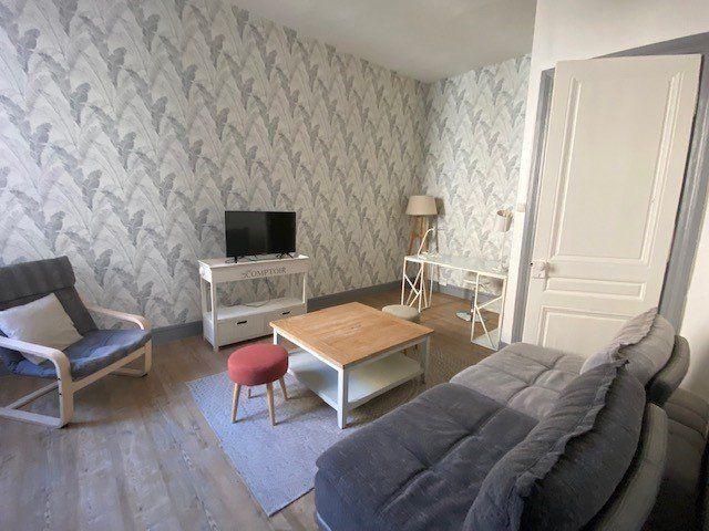 Location Appartement 2 pièces Meublé 48m² ST ETIENNE 42000