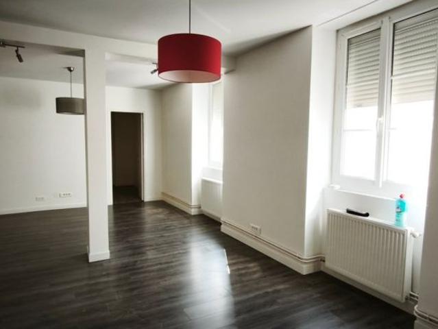 Location Appartement 2 pièces 50m² CHALON SUR SAONE 71100
