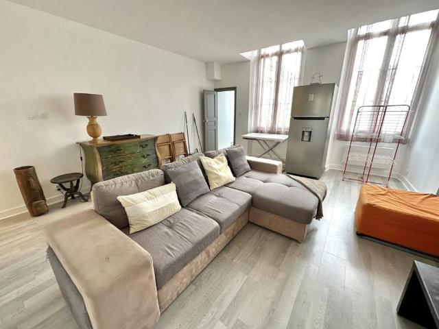 Location Appartement 2 pièces Meublé 52m² BORDEAUX 33000
