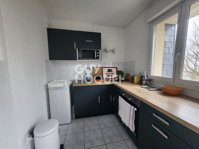 LOCATION: appartement 2 pièces meublé 54 m² à ORLEANS
