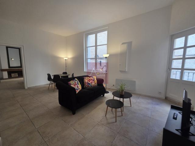 LOCATION APPARTEMENT 2 PIÈCES MEUBLÉ MONTPELLIER CENTRE ECUS