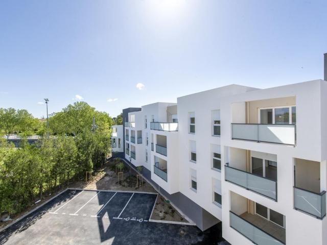 Location appartement 2 pièces MIRAMAS 50m² à 648.53€/mois CDC Habitat