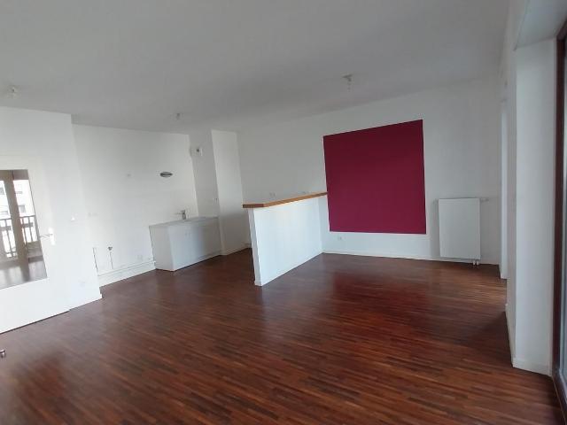 Location appartement 2 pièces NANTES 55m² à 755.34€/mois CDC Habitat