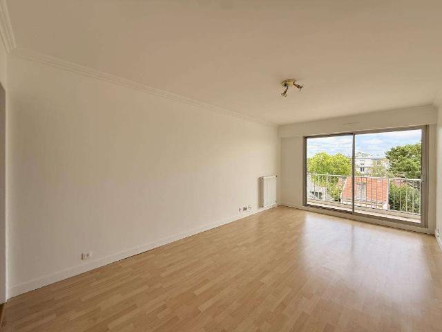 Location appartement 2 pièces Nantes Saint Clément Jardin des plantes 44