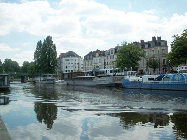 Location appartement 2 pièces Nantes Saint Clément Jardin des plantes 44