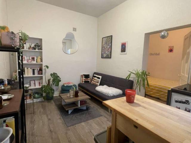 Location appartement 2 pièces Nantes Saint Clément Jardin des plantes 44