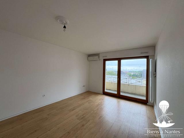 Location appartement 2 pièces Nantes Saint Clément Jardin des plantes 44