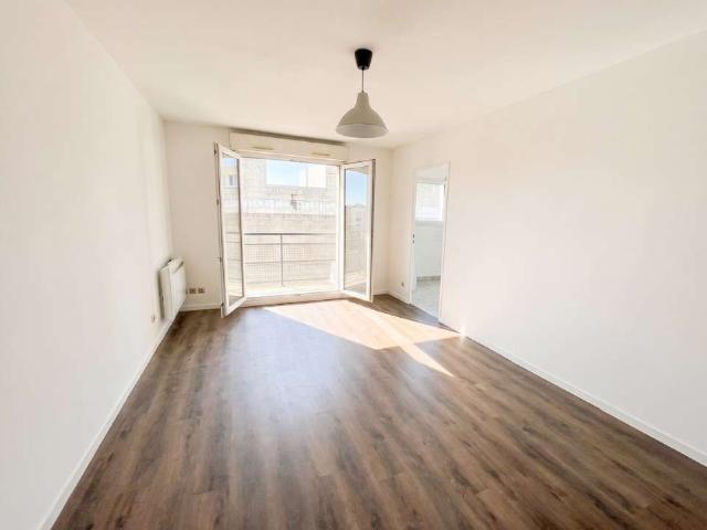 Location appartement 2 pièces Nantes Saint Clément Jardin des plantes 44