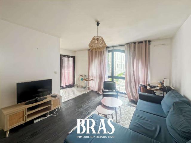 Location appartement 2 pièces Nantes Saint Clément Jardin des plantes 44