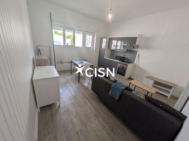 Location appartement 2 pièces Nantes Saint Clément Jardin des plantes 44