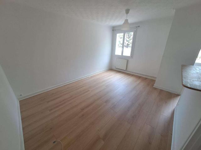 Location appartement 2 pièces Nantes Pont Du Cens Petit Port 44