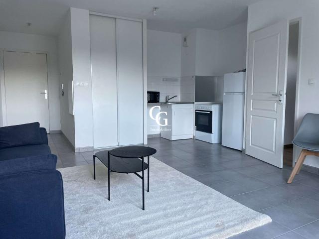 Location appartement 2 pièces Nantes Pont Du Cens Petit Port 44