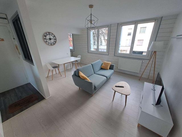Location appartement 2 pièces Nantes Rond Point de Paris Blanche de Castille 44