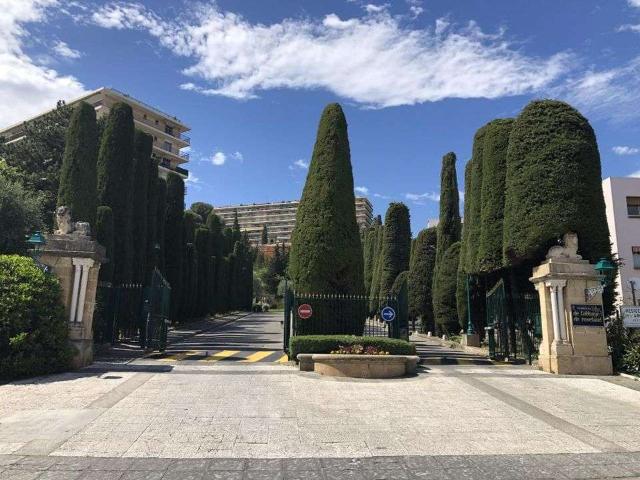 Location appartement 2 pièces Nice 06