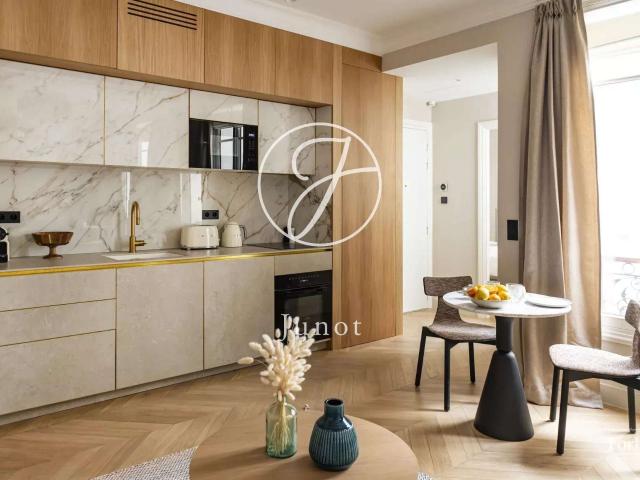 Location appartement 2 pièces Paris 6e 75