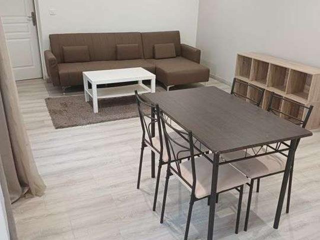 Location appartement 2 pièces Paris 10e 75