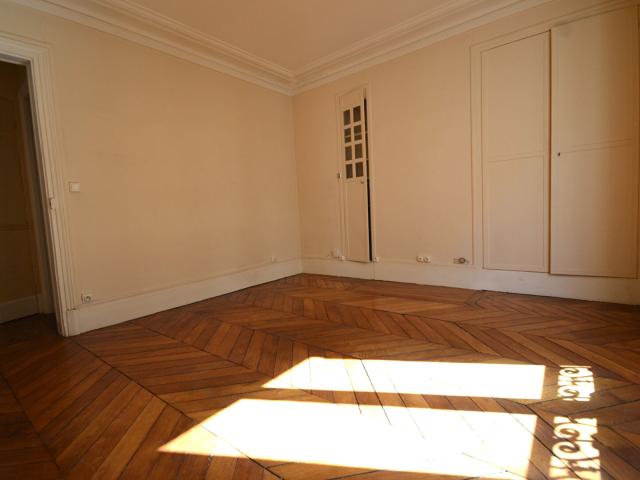 Location appartement 2 pièces Paris 10ème
