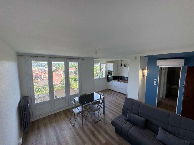 Location appartement 2 pièces Pierre Bénite 69