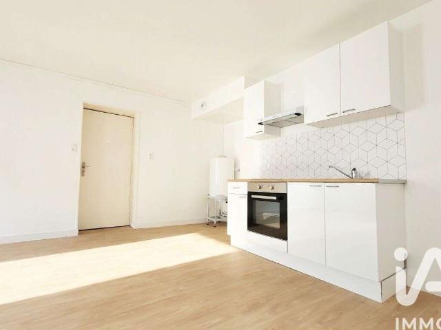 Location appartement 2 pièces Prix lès Mézières 08