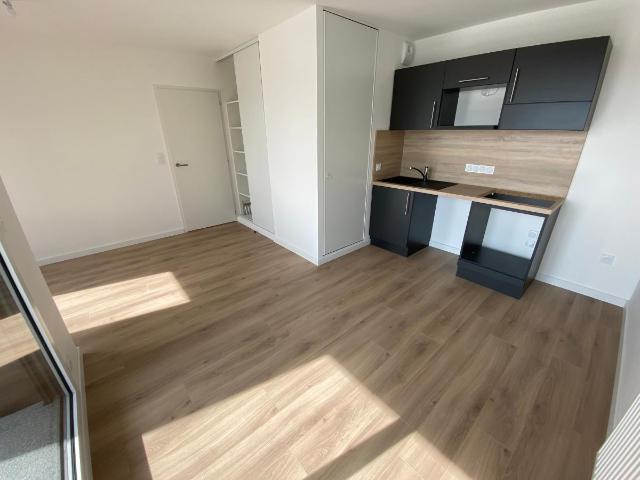 Location appartement 2 pièces RENNES 40m² à 618.41€/mois CDC Habitat