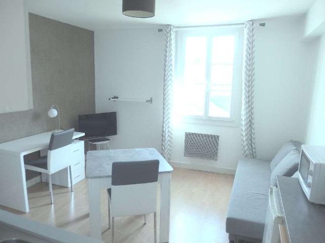 Location appartement 2 pièces Rennes Bourg L'evêque 35