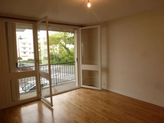 Location appartement 2 pièces Rennes Bourg L'evêque 35