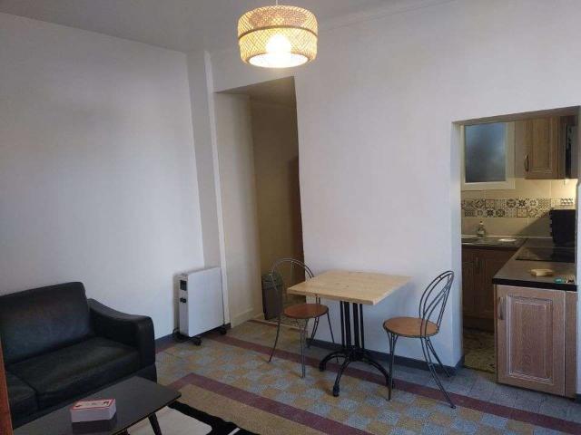 Location appartement 2 pièces Riez 04