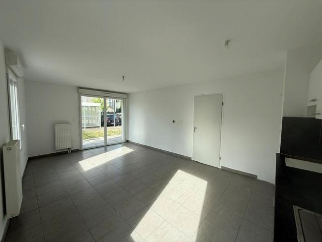 Location appartement 2 pièces ROUBAIX 45m² à 697.86€/mois CDC Habitat