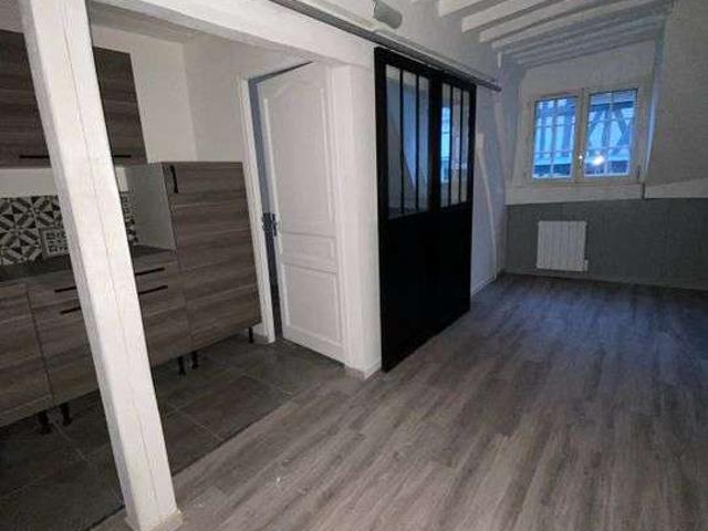Location appartement 2 pièces Rouen Vieux Marché St Eloi 76